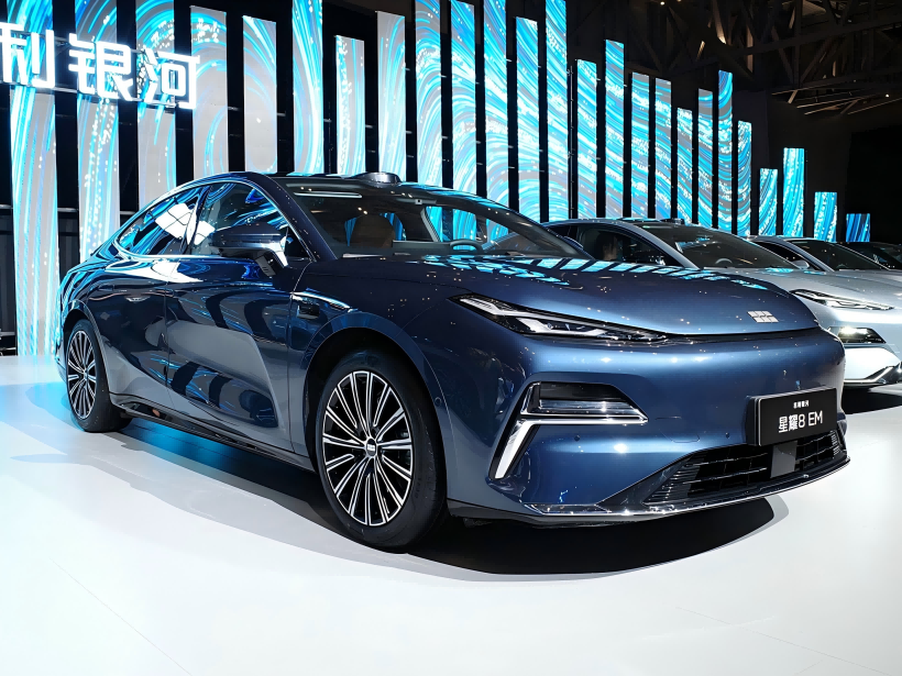 Geely Galaxy Xingyao 8 EM, PHEV Besar dengan EM-P Hybrid, melancarkan Mei