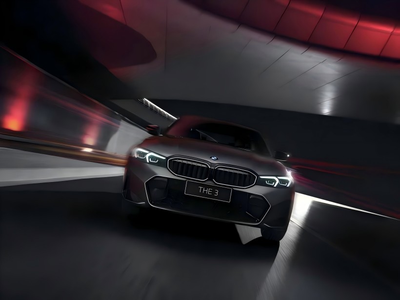 Imej rasmi edisi BMW 3 Series ke -50 Limited telah dikeluarkan. Terhad kepada 2,500 unit dan dilengkapi dengan cat eksklusif, dll.