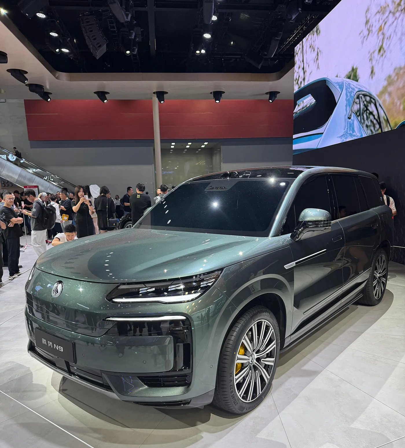 Denza N9 Black Warrior Edition dengan Kit Eksterior Hitam Secara Rasmi Diagihkan - Kini tersedia untuk pembelian