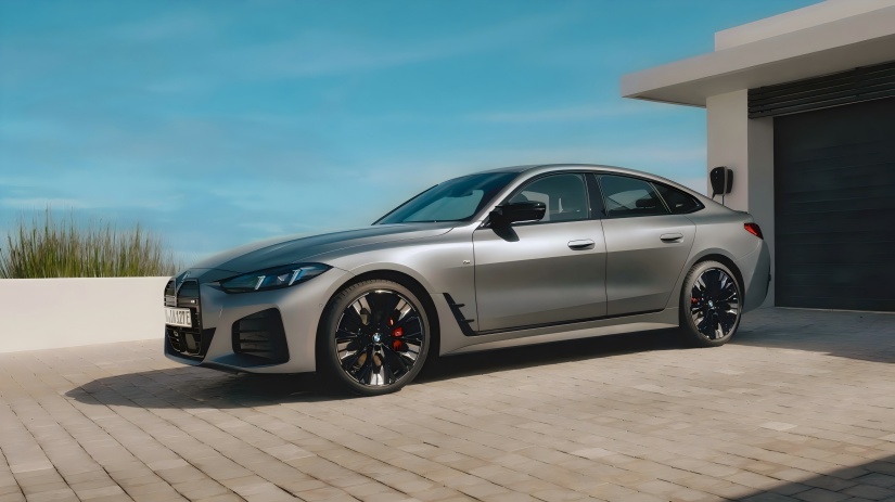 Bolehkah BMW i4 M60 baru mensyaratkan M3 sendiri? Imej rasmi model baru yang dikeluarkan, dengan kuasa maksimum meningkat kepada 601 kuasa kuda.